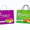 In túi giấy đựng trái cây tươi